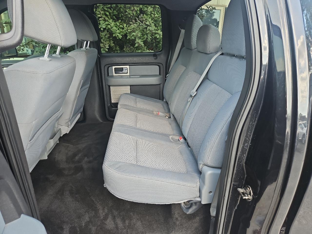 Ford F-150 Supercab 139" XLT 4WD 2011
