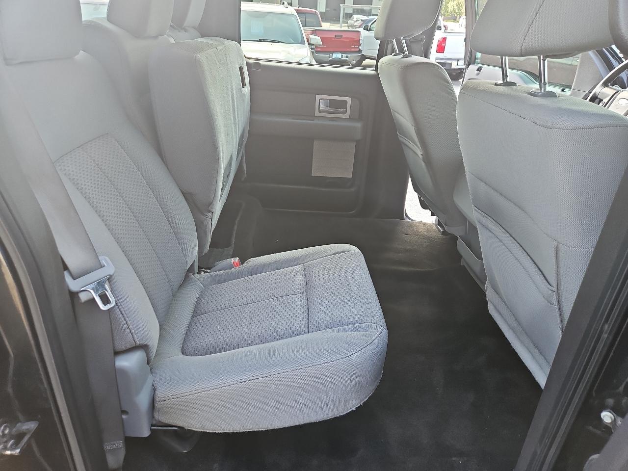 Ford F-150 Supercab 139" XLT 4WD 2011