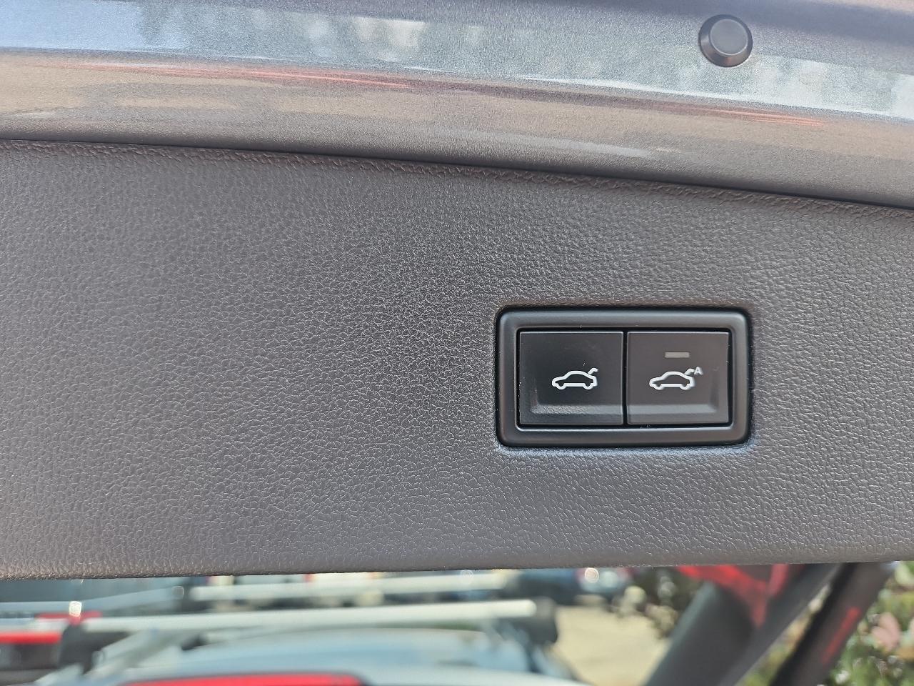 Volkswagen Tiguan 2.0T SEL Premium 4MOTION 2019