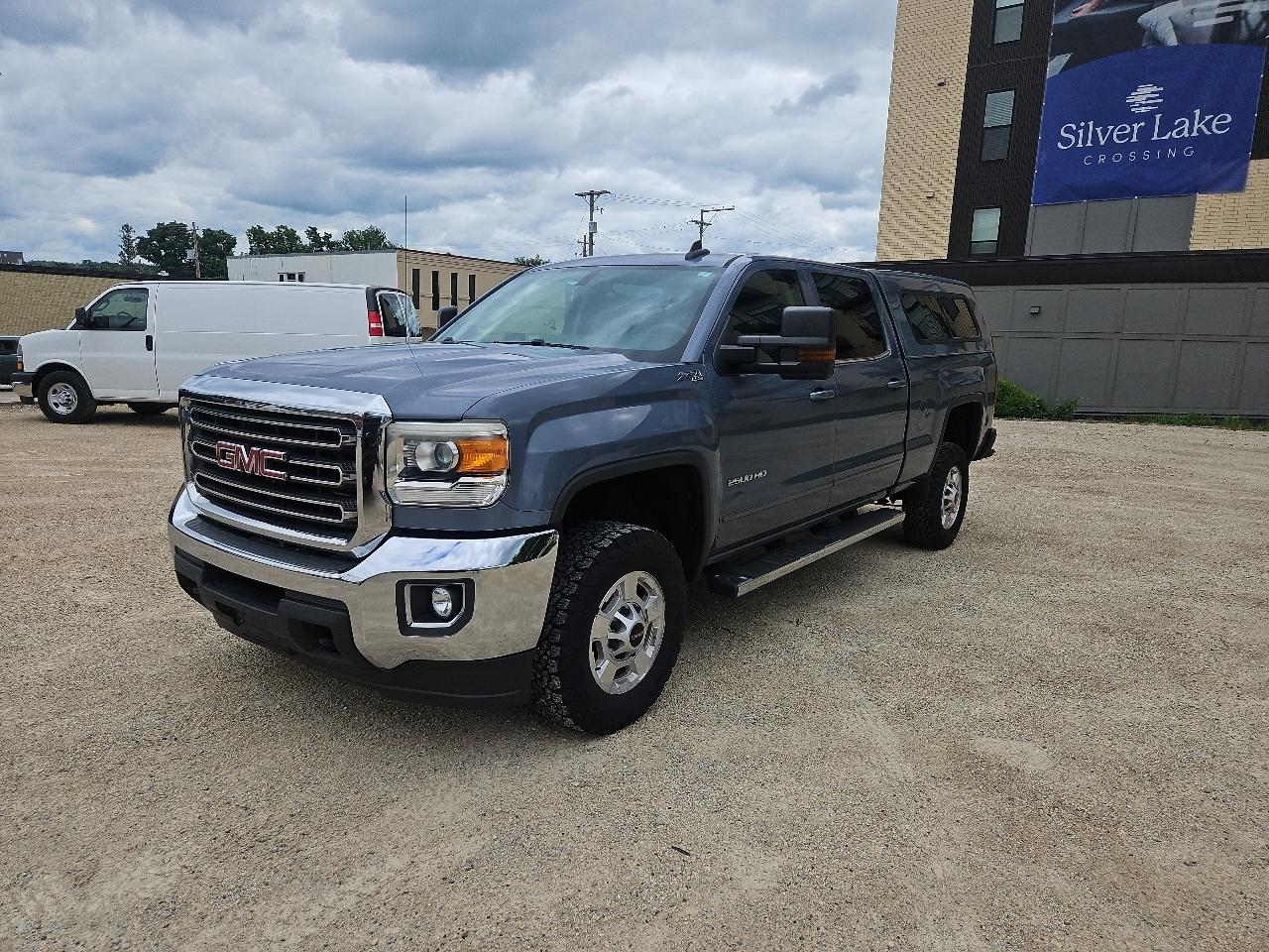 GMC Sierra 2500HD available WiFi 4WD Crew Cab 153.7" SLE 2015