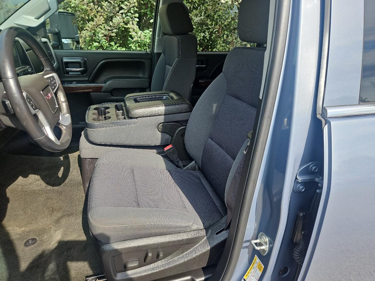 GMC Sierra 2500HD available WiFi 4WD Crew Cab 153.7" SLE 2015