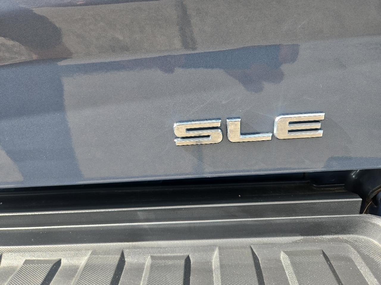 GMC Sierra 2500HD available WiFi 4WD Crew Cab 153.7" SLE 2015