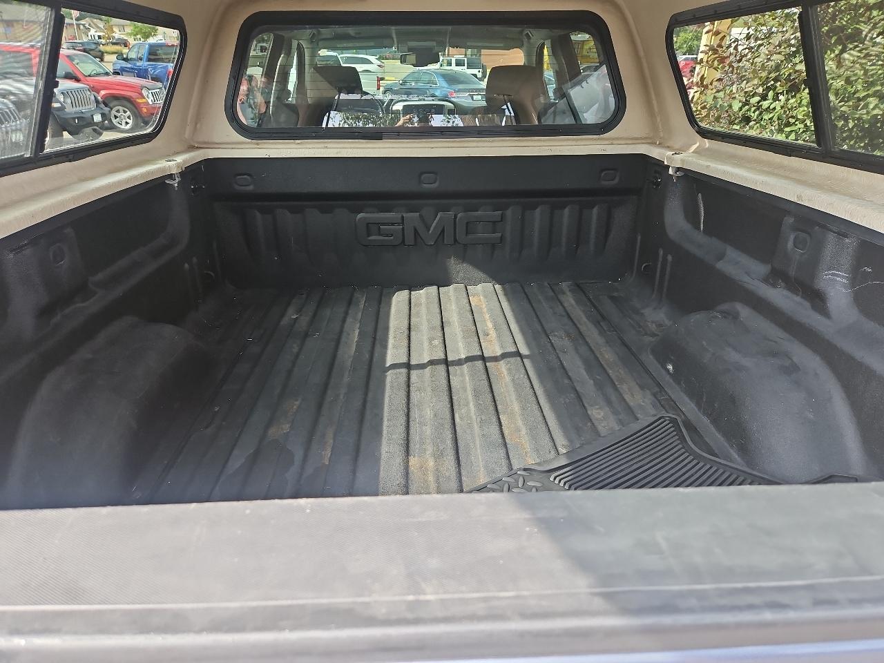 GMC Sierra 2500HD available WiFi 4WD Crew Cab 153.7" SLE 2015