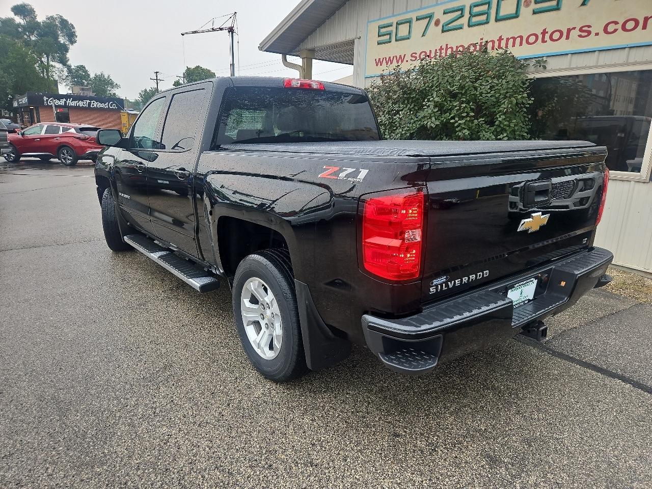 Chevrolet Silverado 1500 4WD Crew Cab 143.5" LT w/2LT 2018