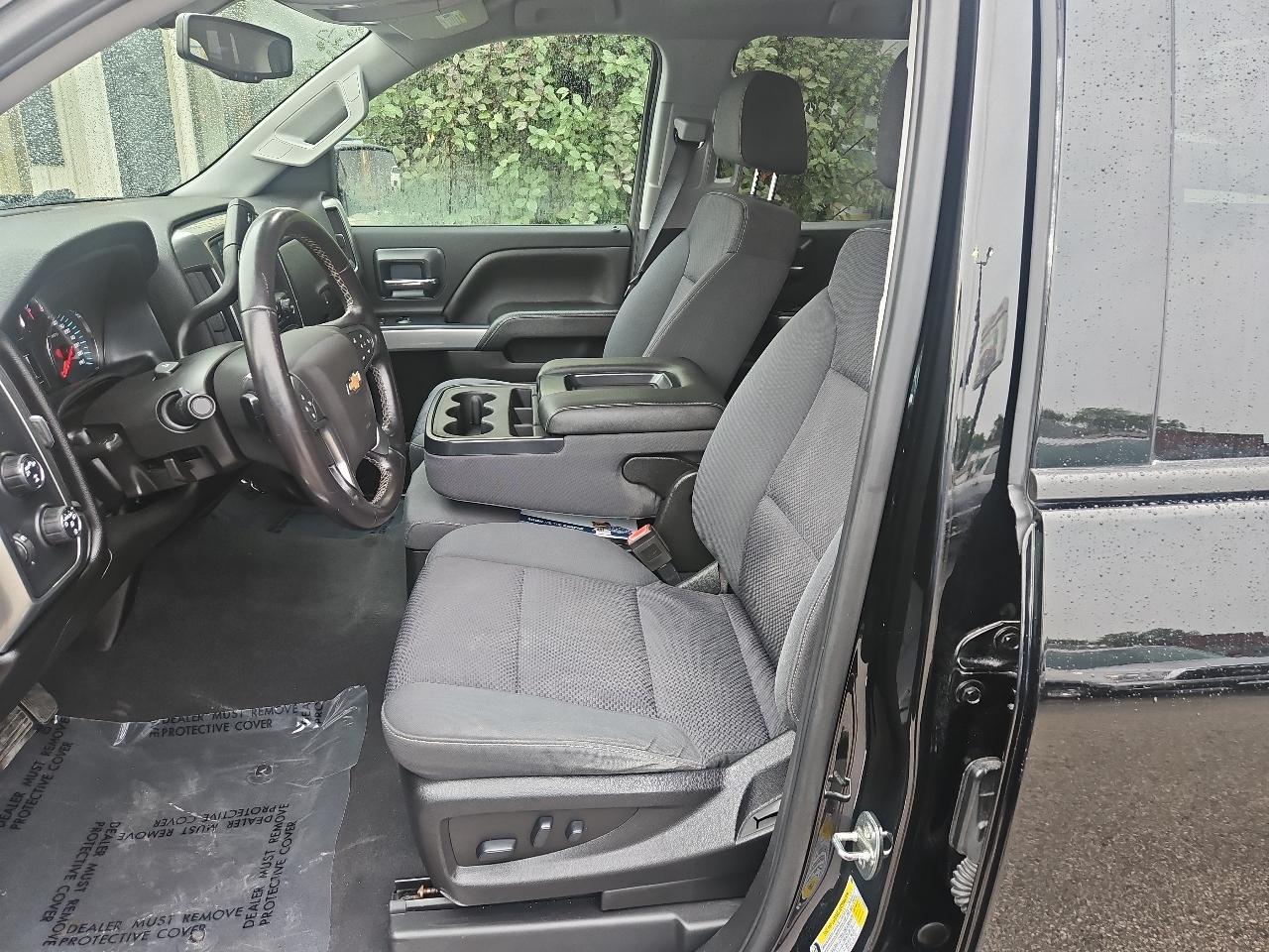 Chevrolet Silverado 1500 4WD Crew Cab 143.5" LT w/2LT 2018