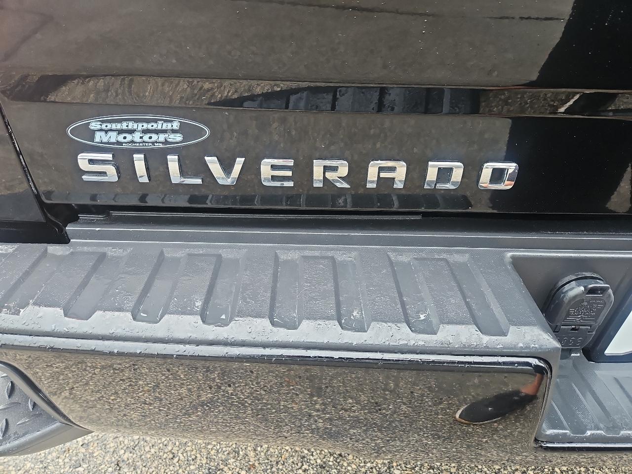 Chevrolet Silverado 1500 4WD Crew Cab 143.5" LT w/2LT 2018
