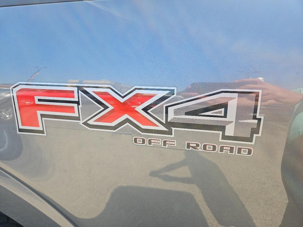 Ford F-150 FX4 SuperCab 6.5-ft. Bed 4WD 2021