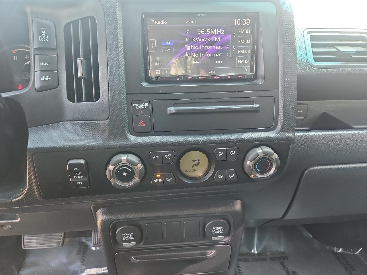 Honda Ridgeline 4WD Crew Cab Sport 2012