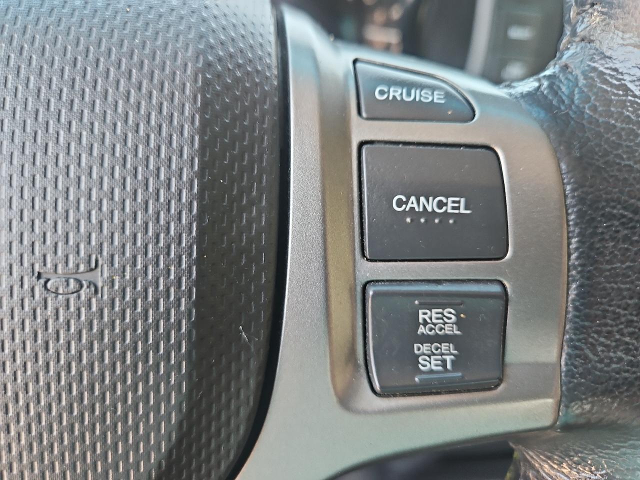 Honda Ridgeline 4WD Crew Cab Sport 2012