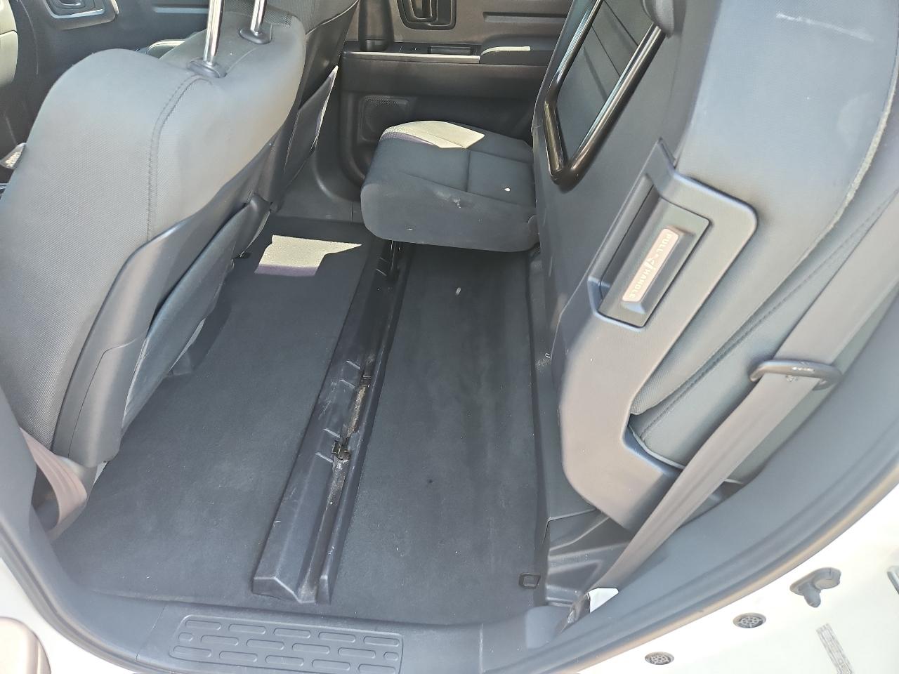 Honda Ridgeline 4WD Crew Cab Sport 2012