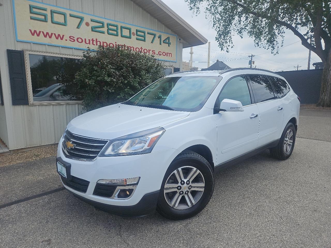 2017 Chevrolet Traverse AWD 4dr LT w/1LT
