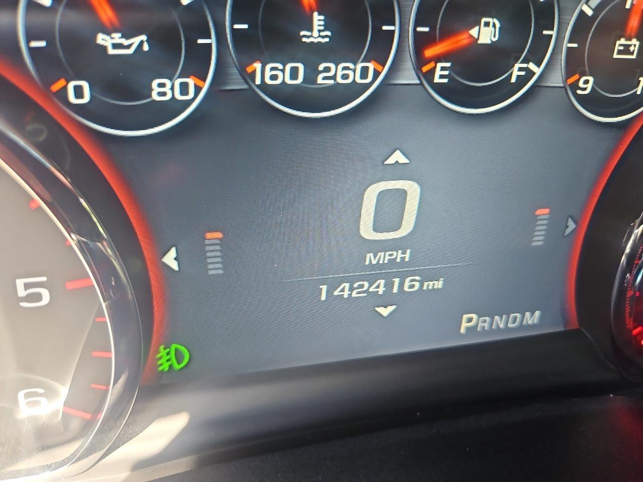 GMC Sierra 1500 4WD Crew Cab 143.5" Denali 2015