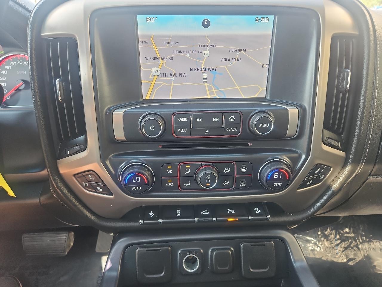 GMC Sierra 1500 4WD Crew Cab 143.5" Denali 2015