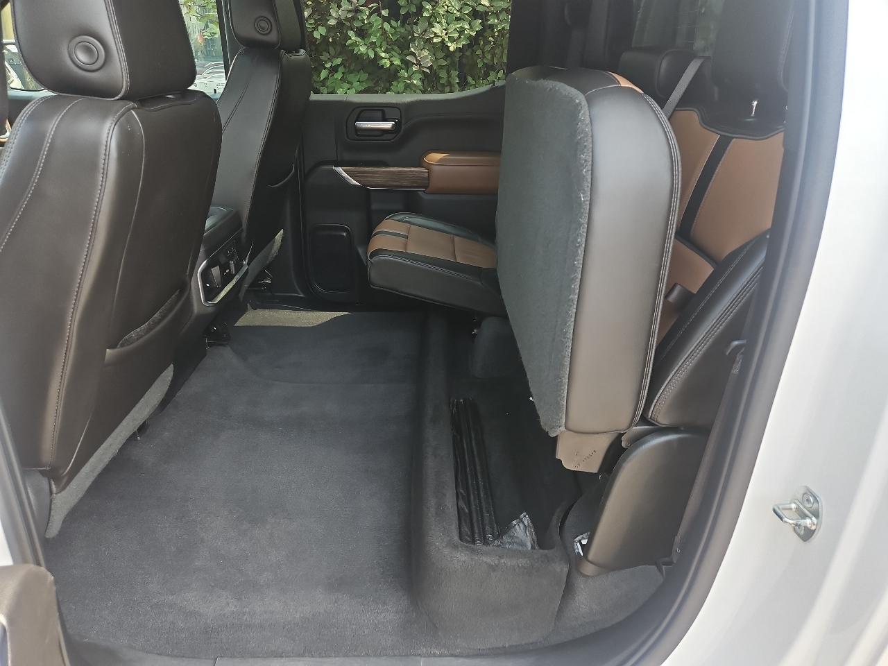 Chevrolet Silverado 1500 4WD Crew Cab 147" High Country 2019