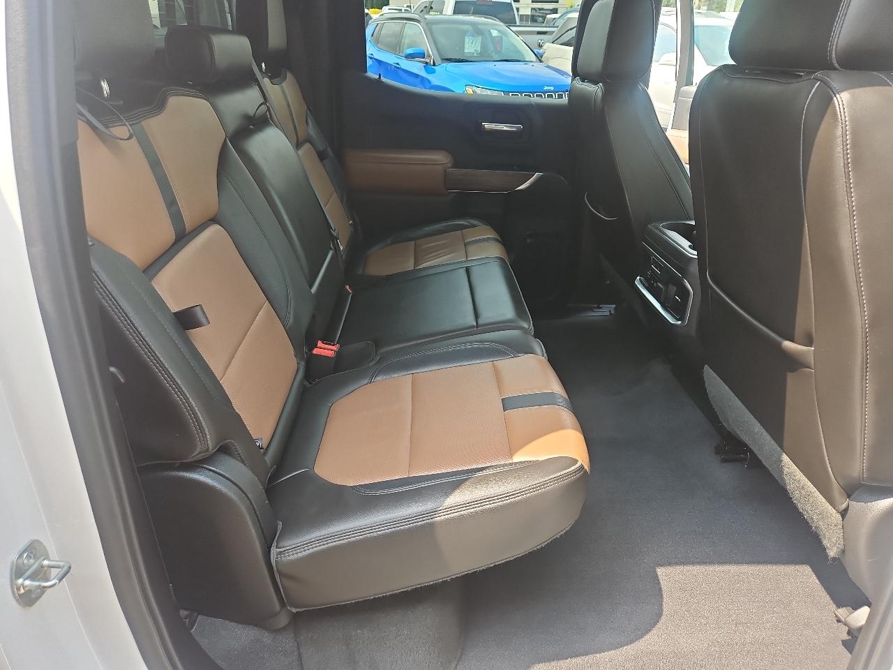 Chevrolet Silverado 1500 4WD Crew Cab 147" High Country 2019