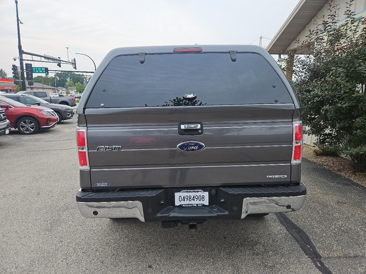 Ford F-150 4WD SuperCrew 145" Platinum 2011