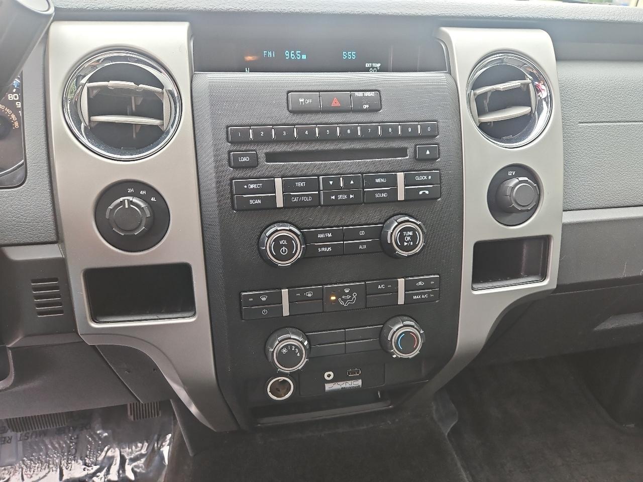 Ford F-150 4WD SuperCrew 145" Platinum 2011