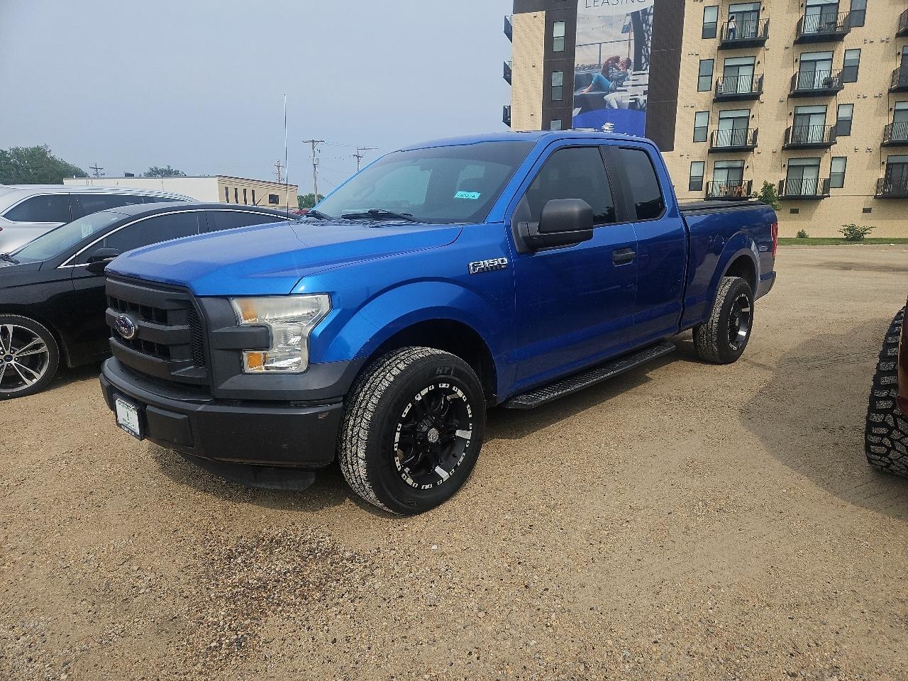 Ford F-150 2WD SuperCab 145" XLT 2016