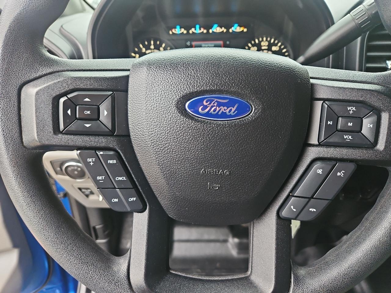 Ford F-150 2WD Reg Cab 141" XLT 2016