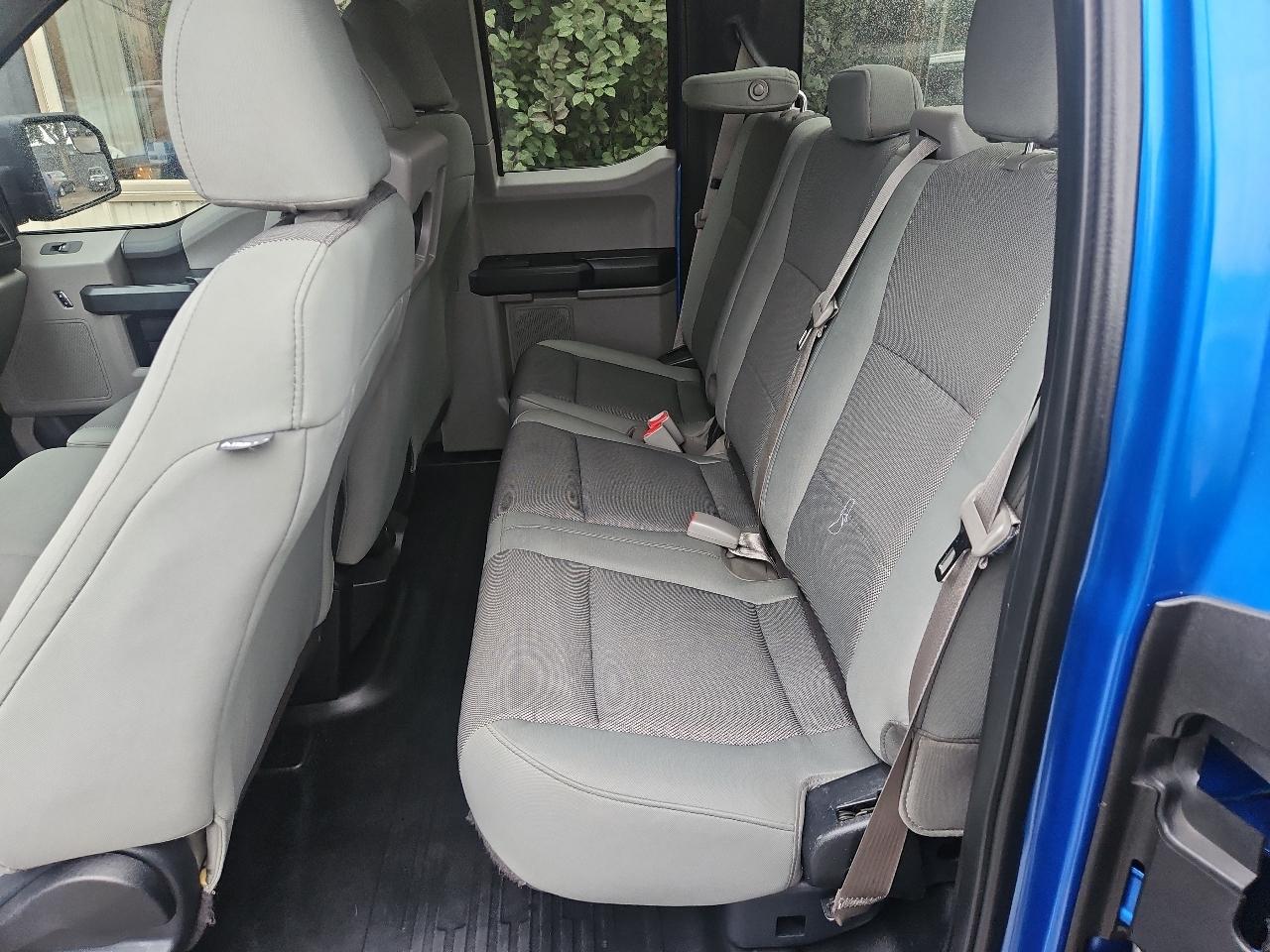 Ford F-150 2WD Reg Cab 141" XLT 2016