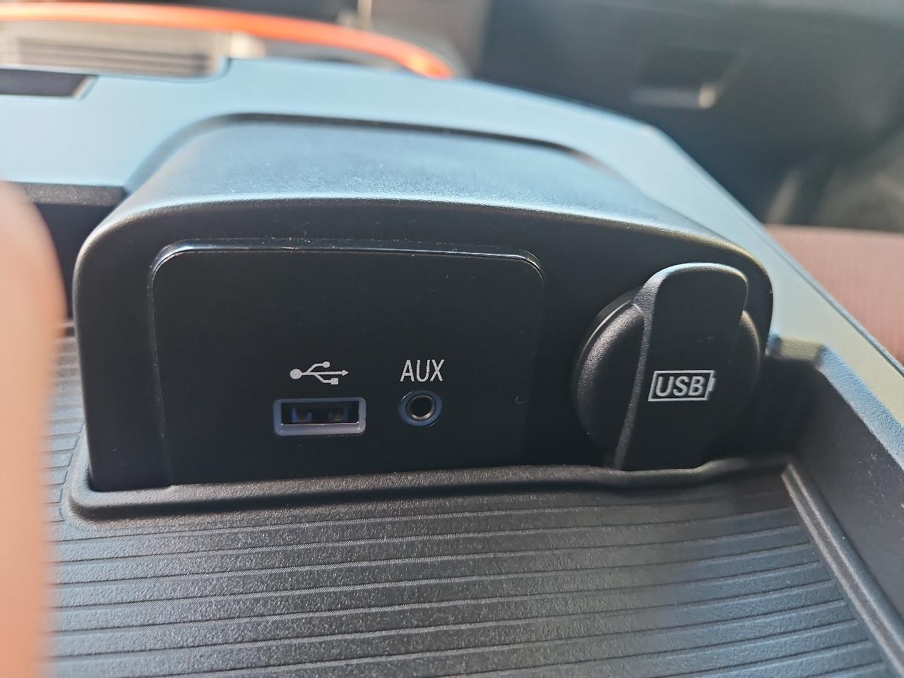 RAM 1500 Sport 4x4 Crew Cab 5'7" Box 2017