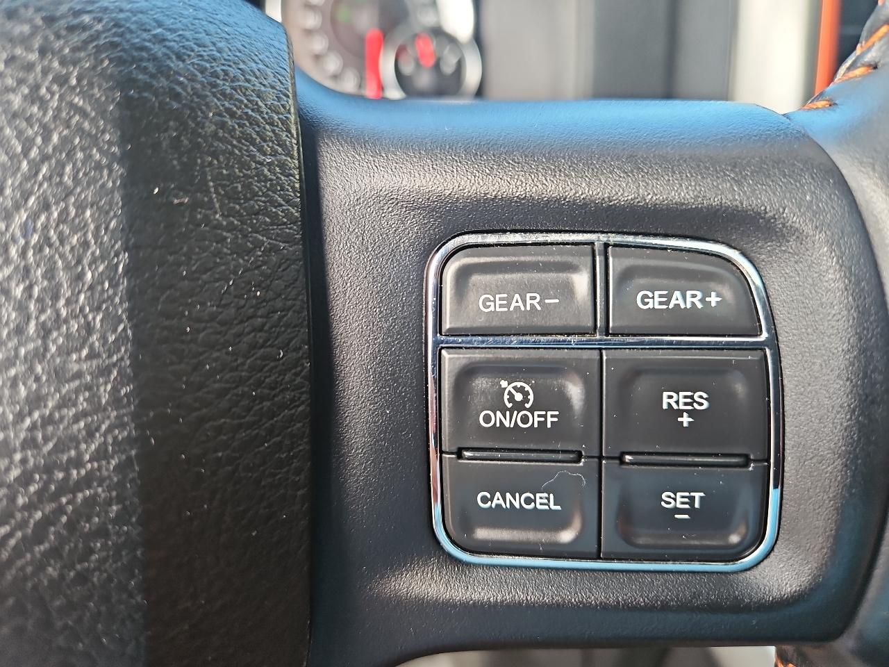 RAM 1500 Sport 4x4 Crew Cab 5'7" Box 2017