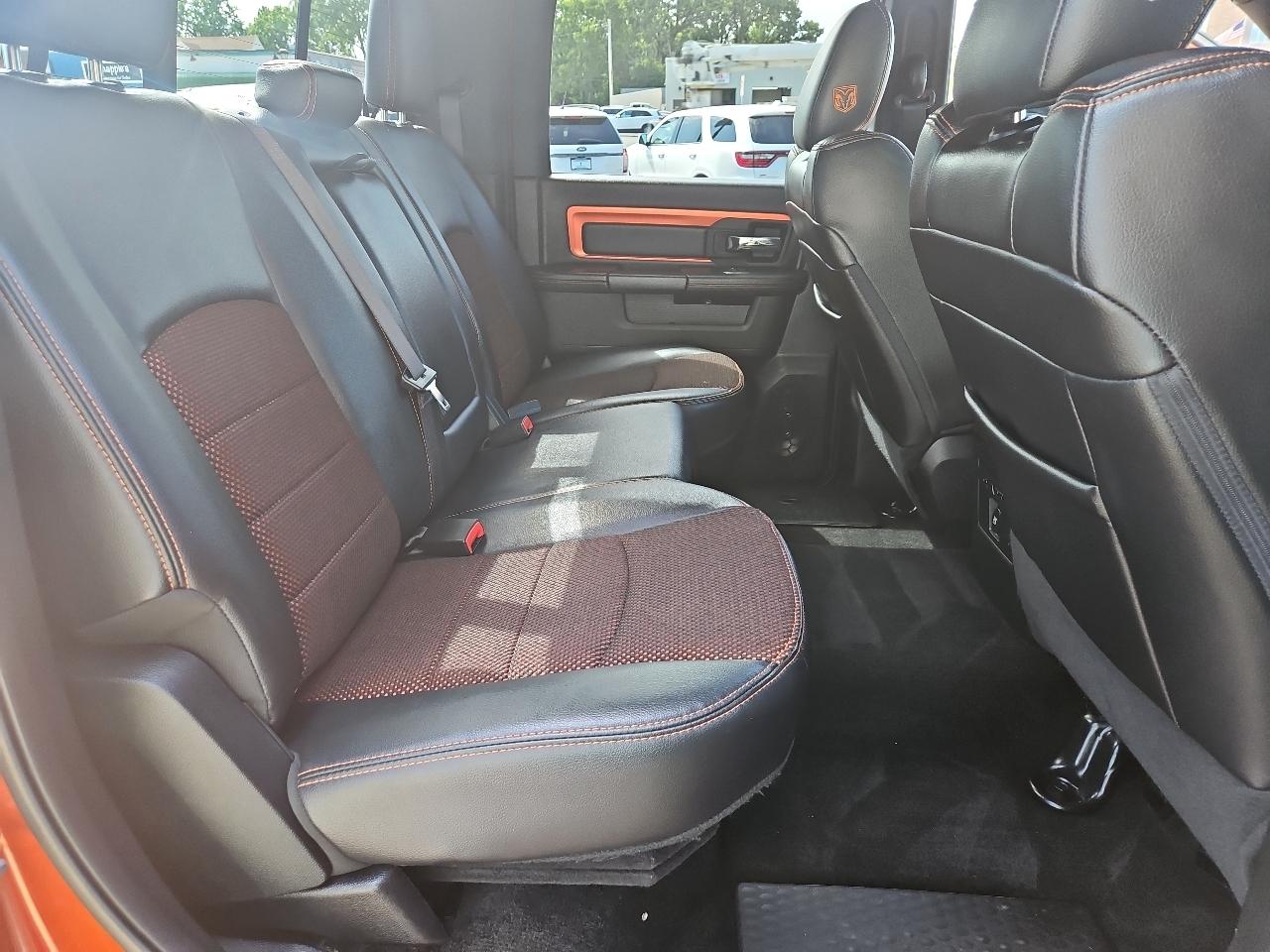 RAM 1500 Sport 4x4 Crew Cab 5'7" Box 2017