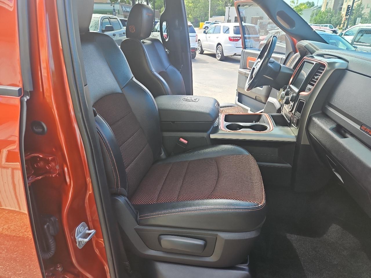 RAM 1500 Sport 4x4 Crew Cab 5'7" Box 2017