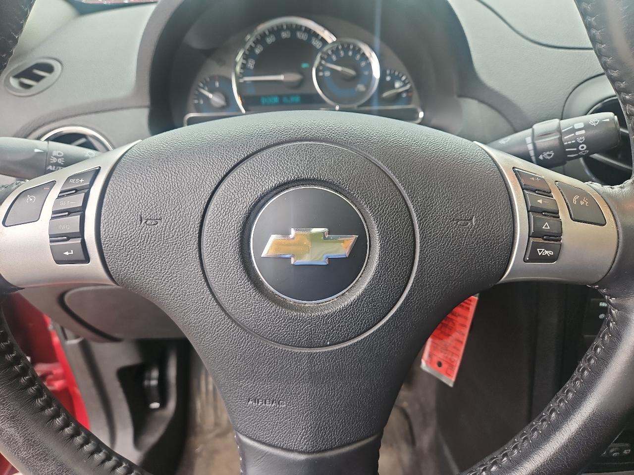 Chevrolet HHR FWD 4dr LT w/2LT 2011