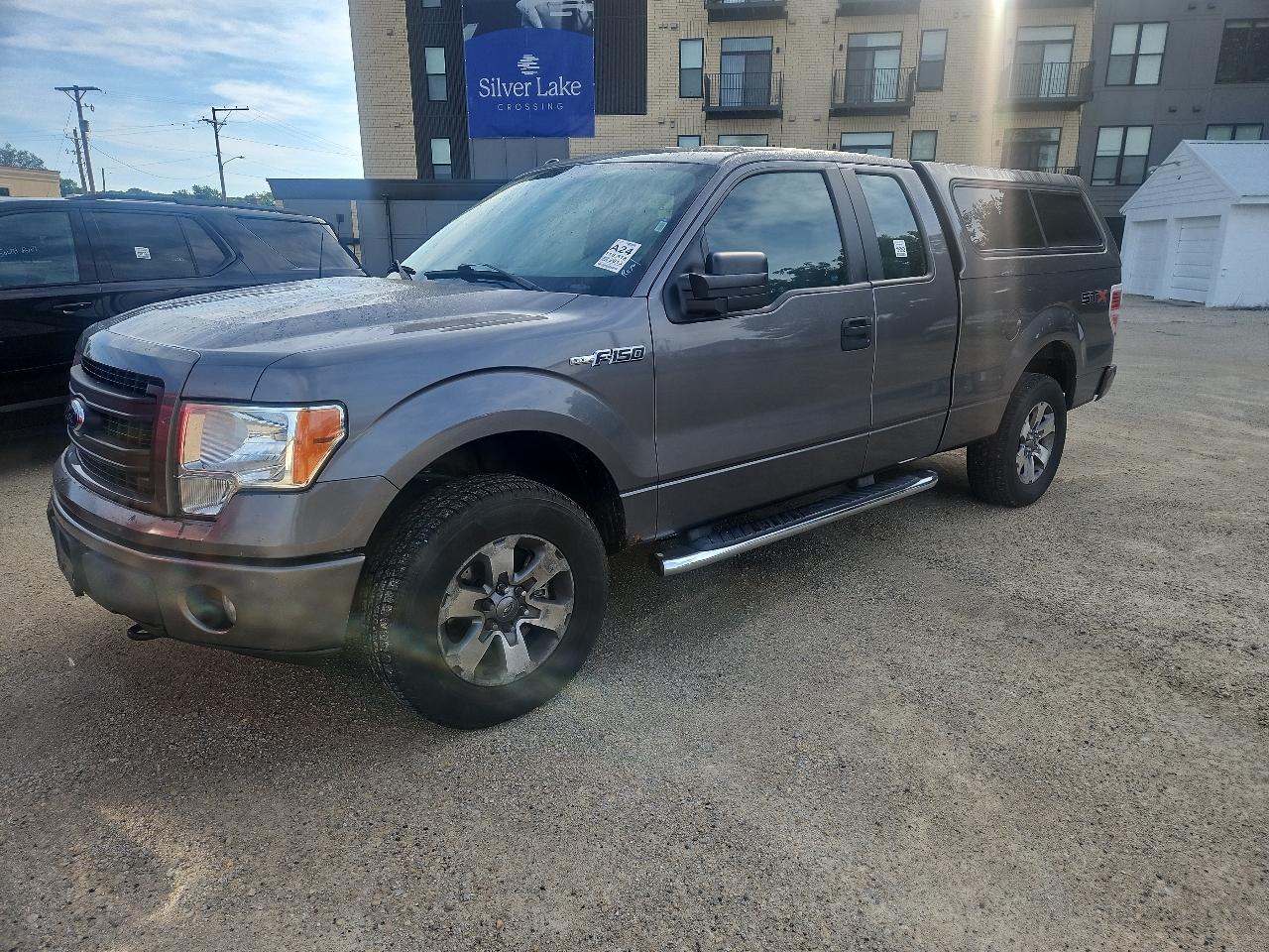 2013 Ford F-150 4WD SuperCab 145" STX