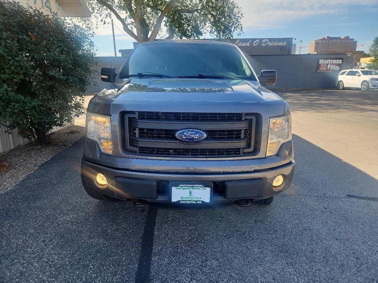 Ford F-150 4WD Reg Cab 126" STX 2013