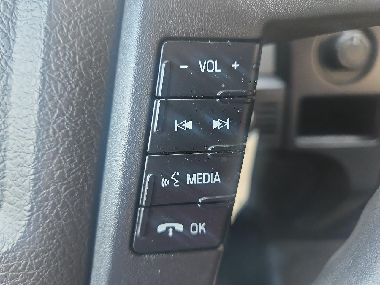 Ford F-150 4WD Reg Cab 126" STX 2013