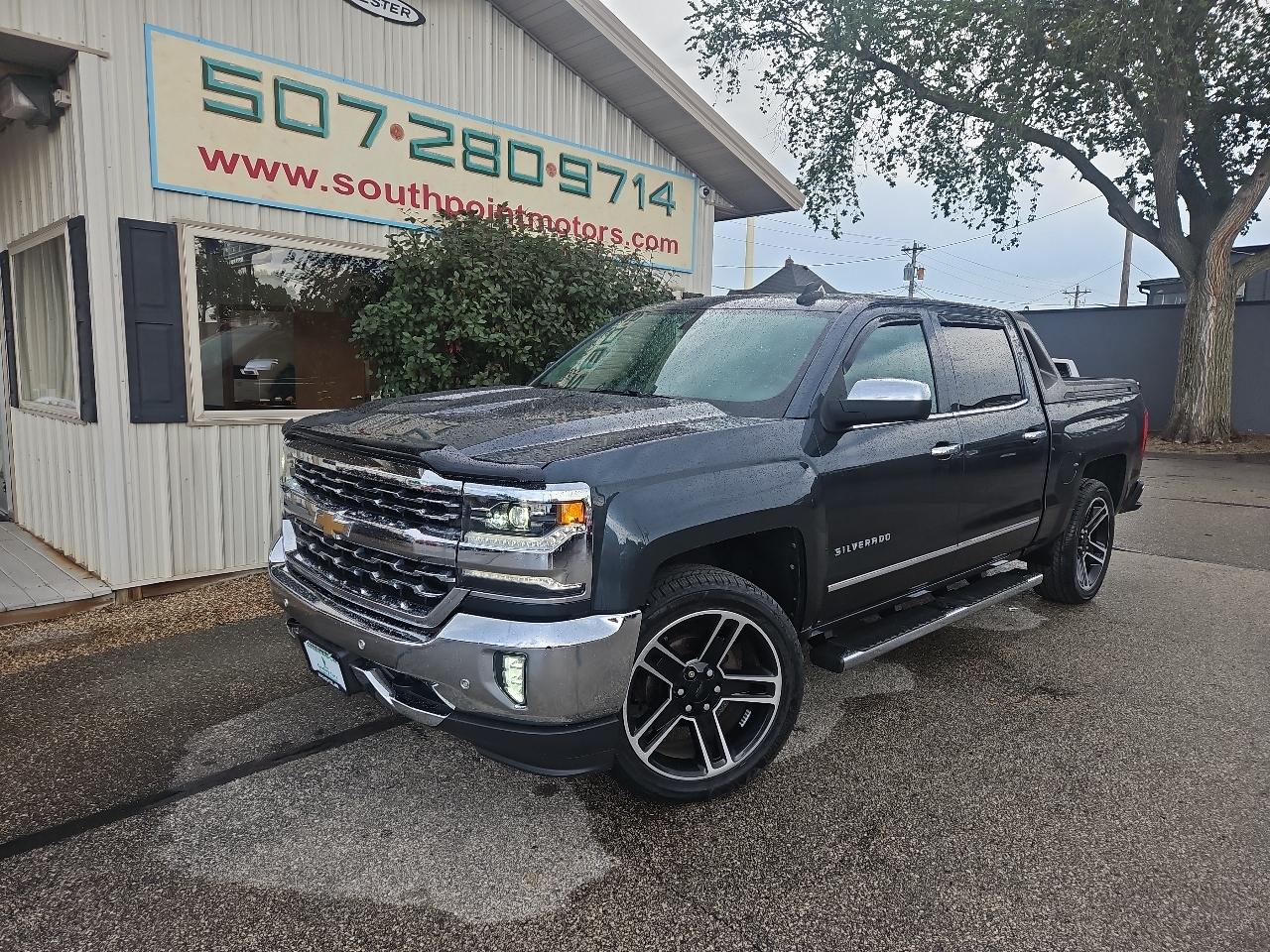2017 Chevrolet Silverado 1500 4WD Crew Cab 143.5" LTZ w/1LZ