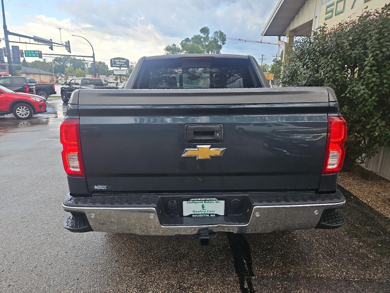 Chevrolet Silverado 1500 4WD Crew Cab 143.5" LTZ w/1LZ 2017