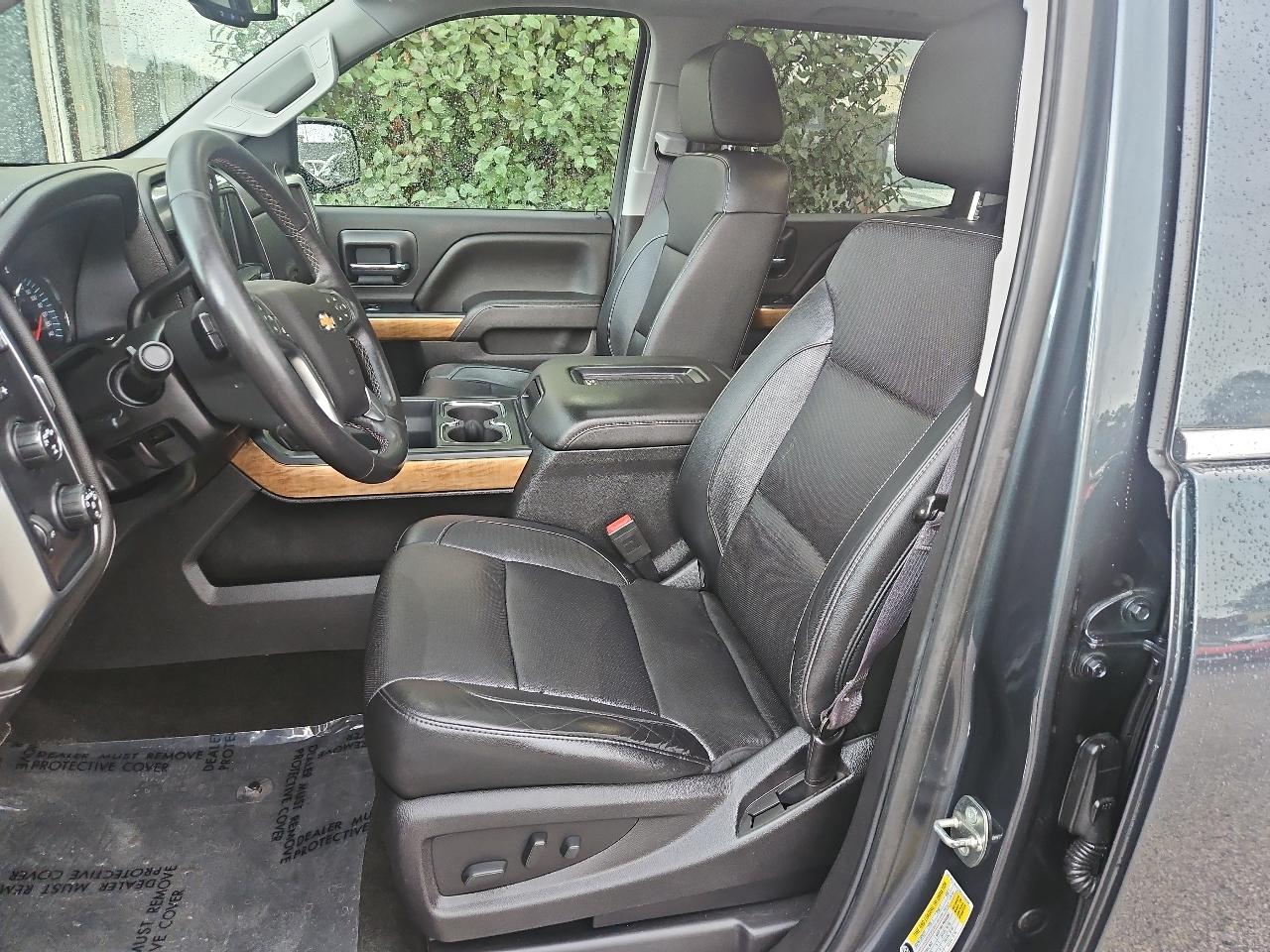 Chevrolet Silverado 1500 4WD Crew Cab 143.5" LTZ w/1LZ 2017