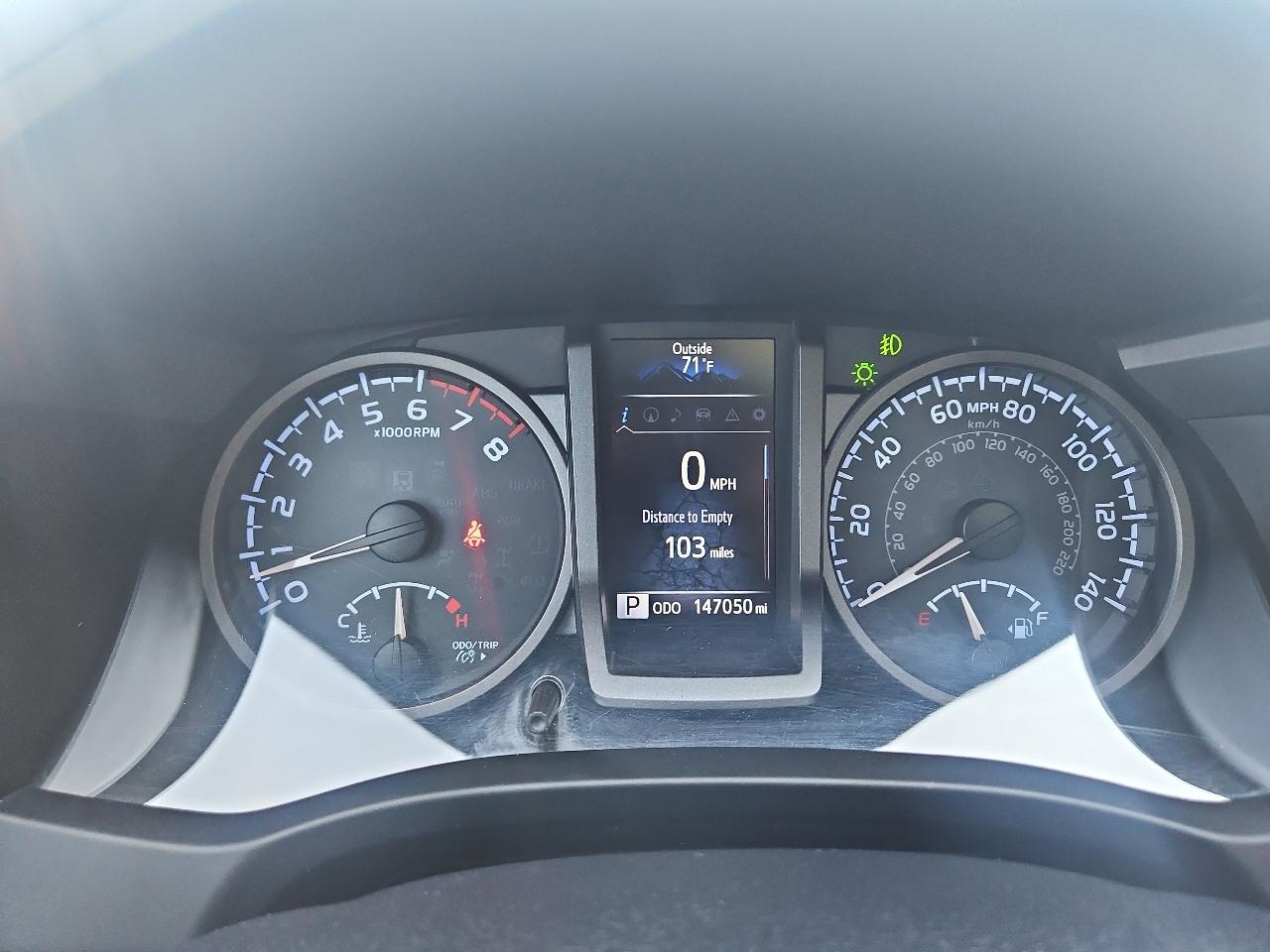 Toyota Tacoma TRD Off Road Double Cab 6' Bed V6 4x4 AT (Natl) 2017
