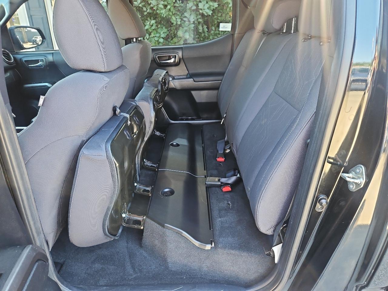 Toyota Tacoma TRD Off Road Double Cab 6' Bed V6 4x4 AT (Natl) 2017