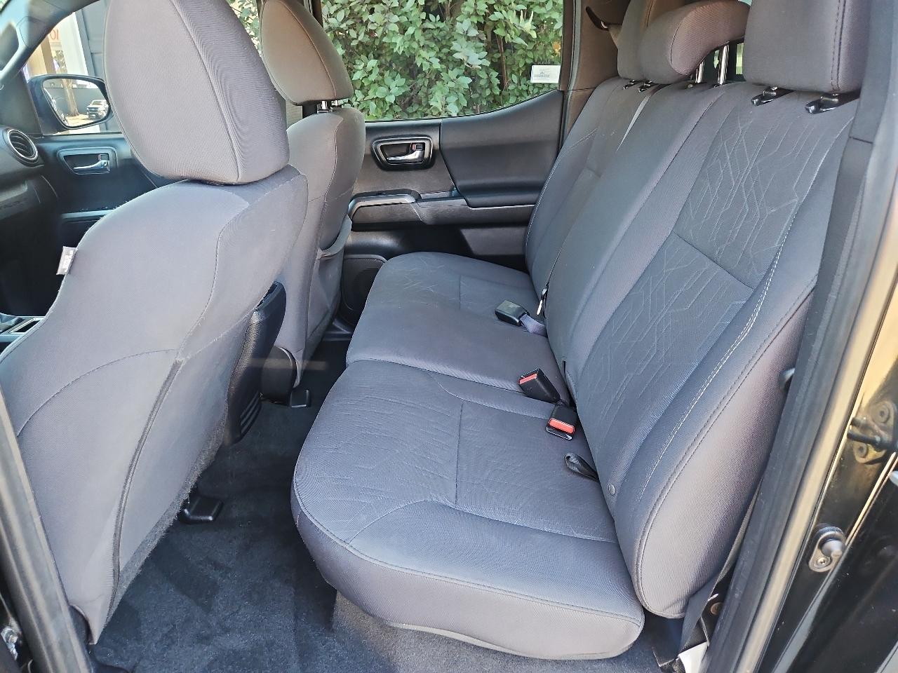 Toyota Tacoma TRD Off Road Double Cab 6' Bed V6 4x4 AT (Natl) 2017
