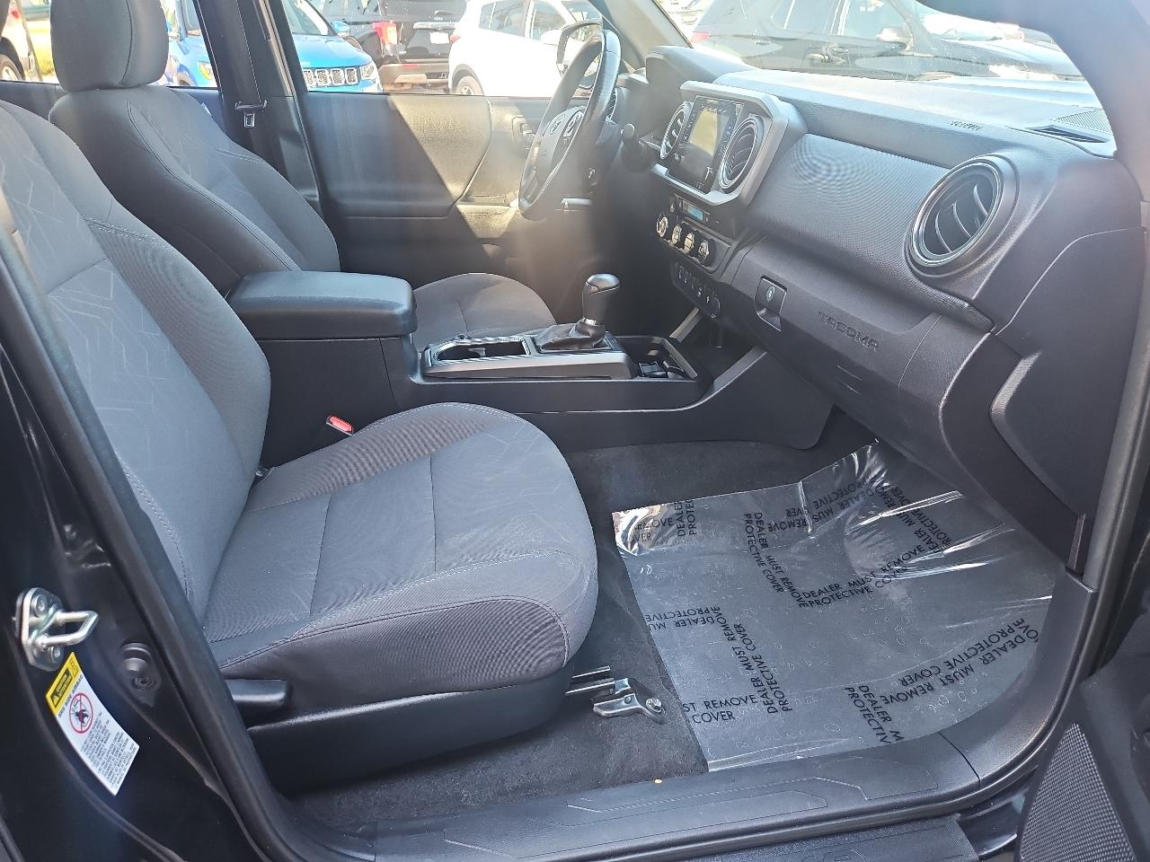 Toyota Tacoma TRD Off Road Double Cab 6' Bed V6 4x4 AT (Natl) 2017