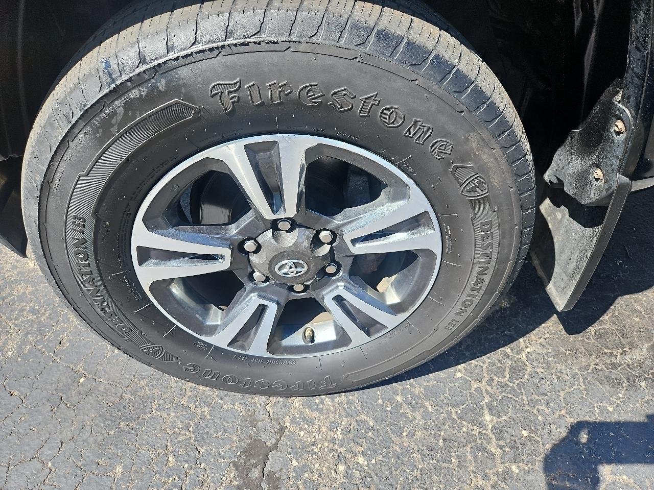 Toyota Tacoma TRD Off Road Double Cab 6' Bed V6 4x4 AT (Natl) 2017