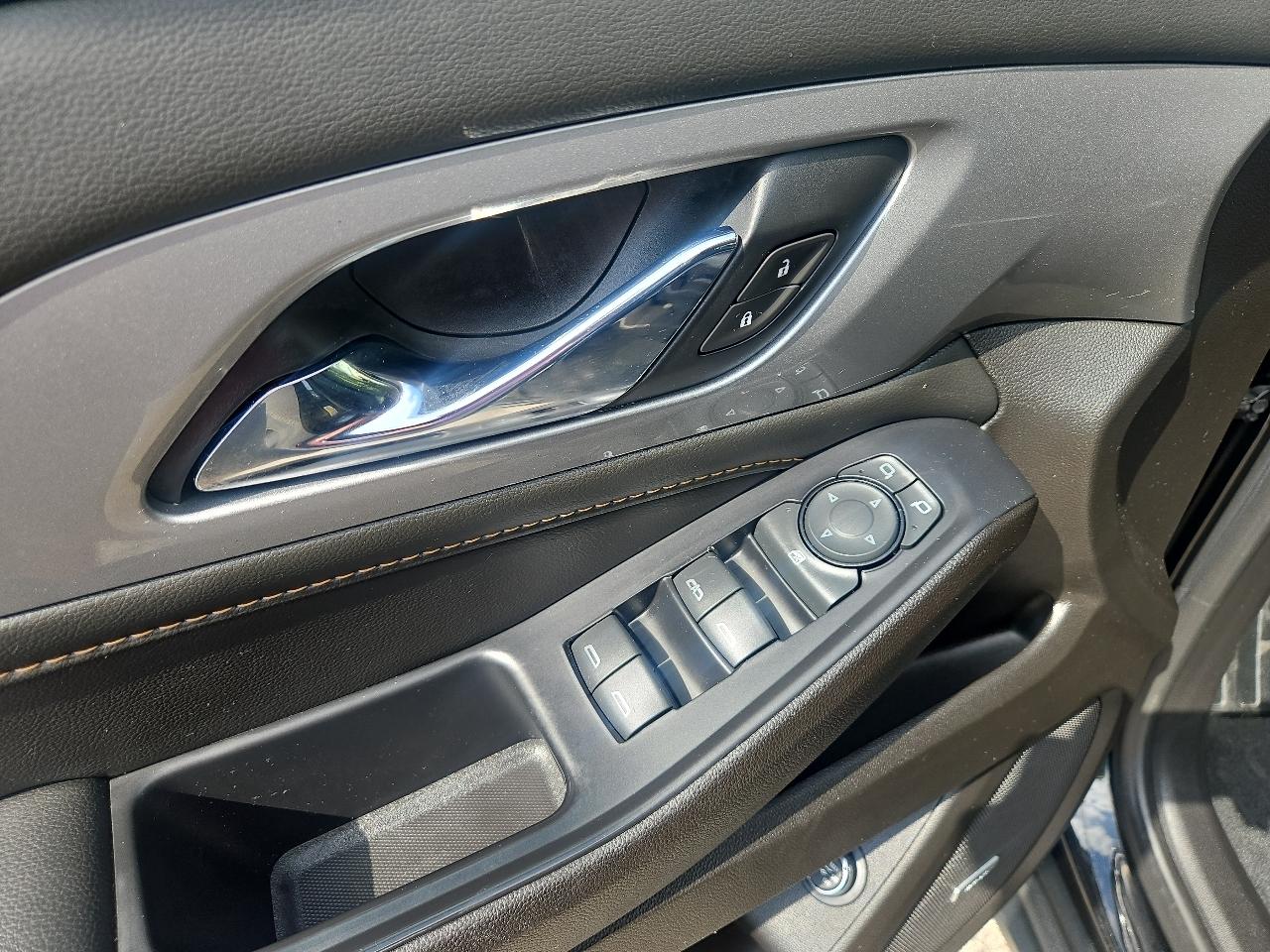 Chevrolet Traverse AWD 4dr RS 2021