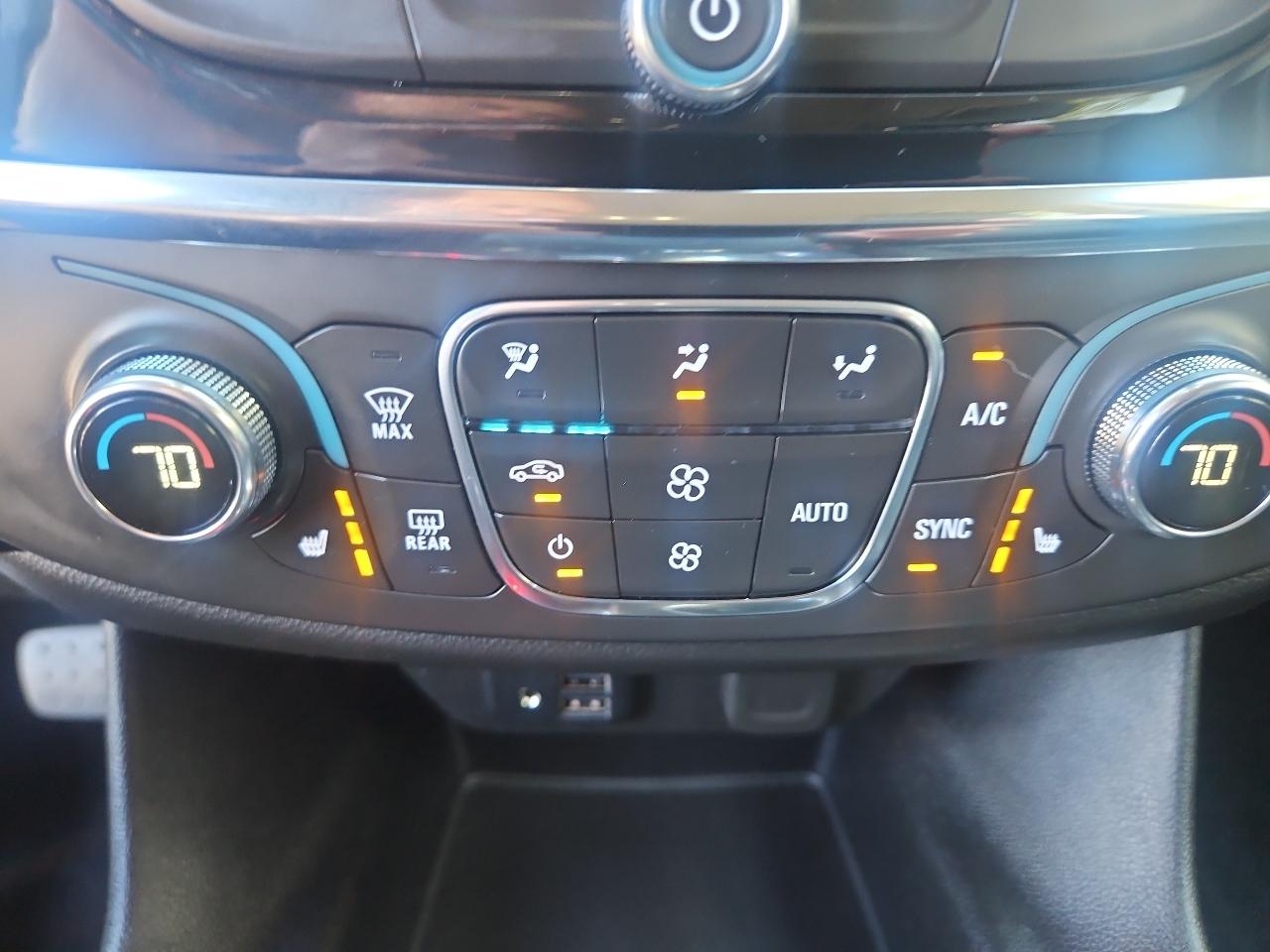 Chevrolet Traverse AWD 4dr RS 2021