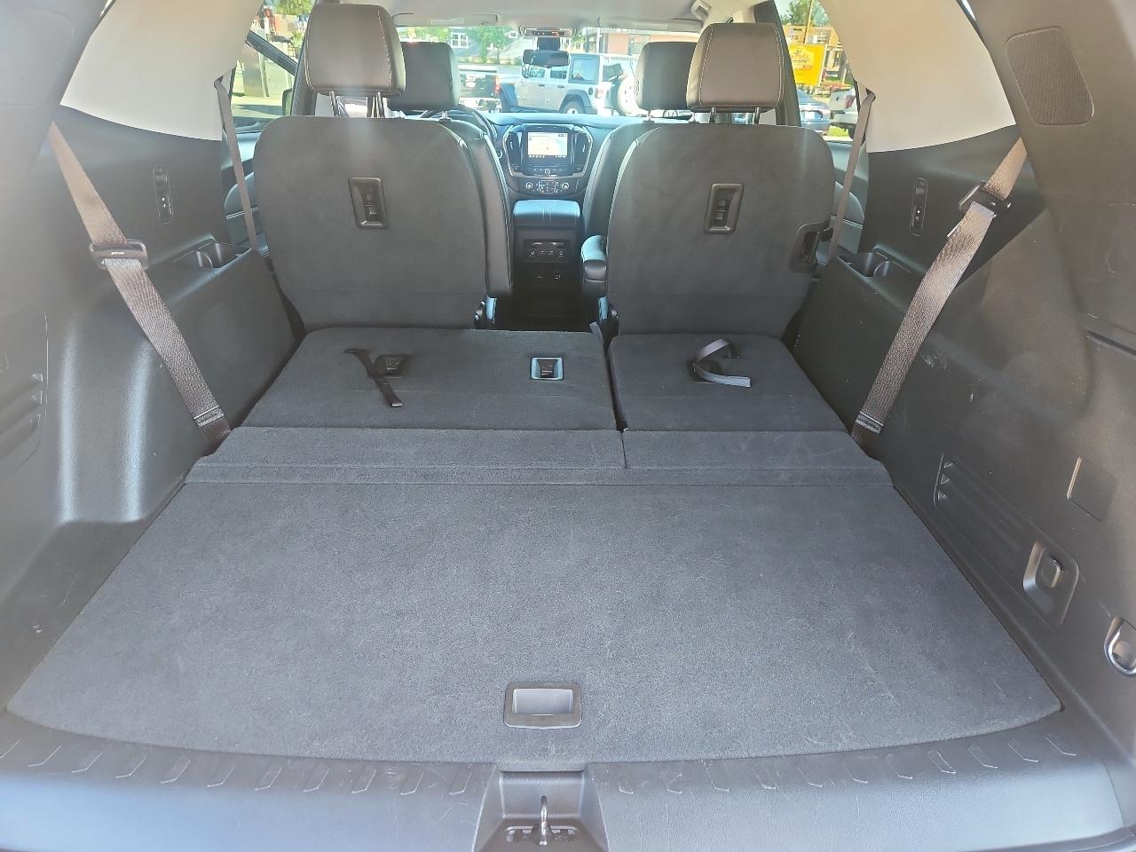 Chevrolet Traverse AWD 4dr RS 2021