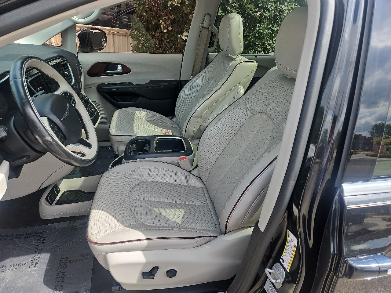 Chrysler Pacifica Limited FWD 2017