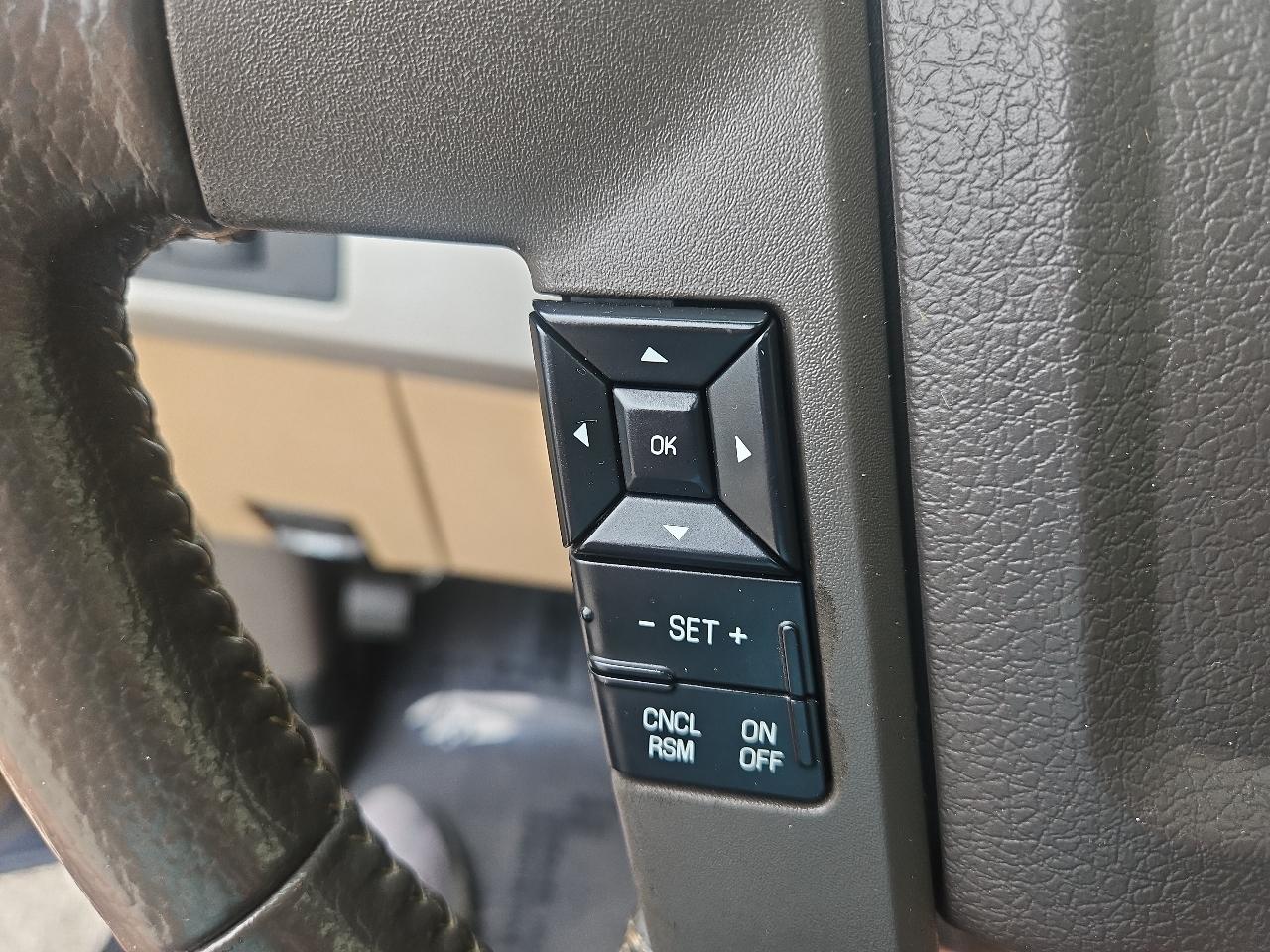 Ford F-150 4WD SuperCrew 145" Lariat 2012