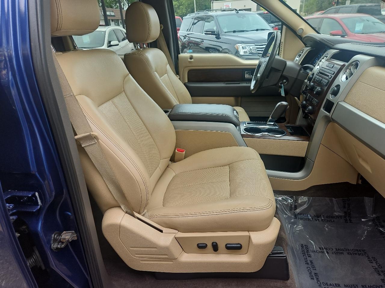 Ford F-150 4WD SuperCrew 145" Lariat 2012