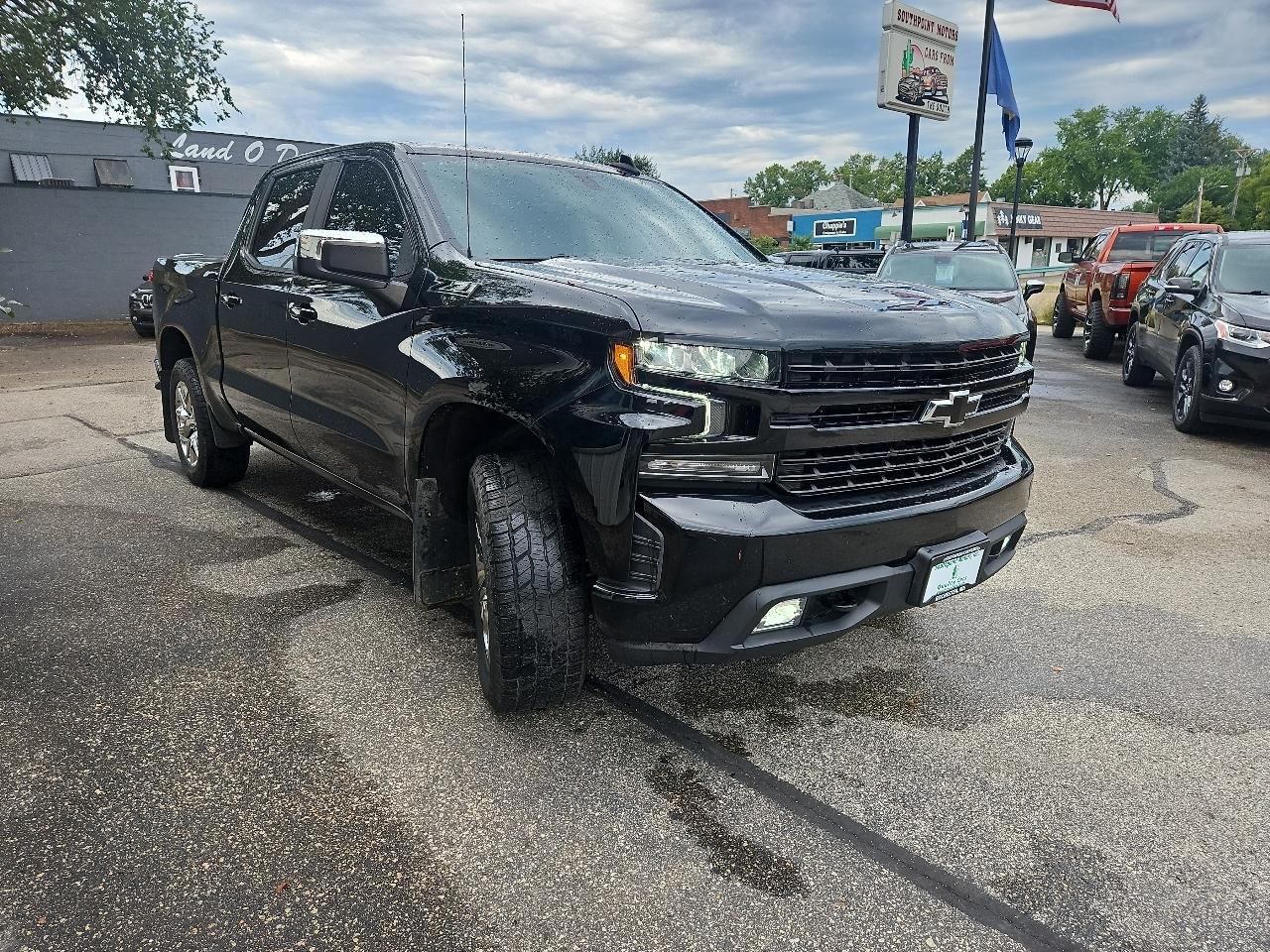Chevrolet Silverado 1500 4WD Crew Cab 147" RST 2020