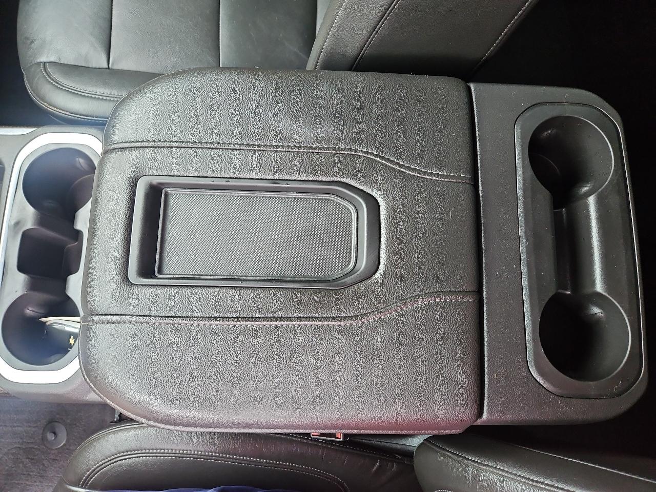 Chevrolet Silverado 1500 4WD Crew Cab 147" RST 2020
