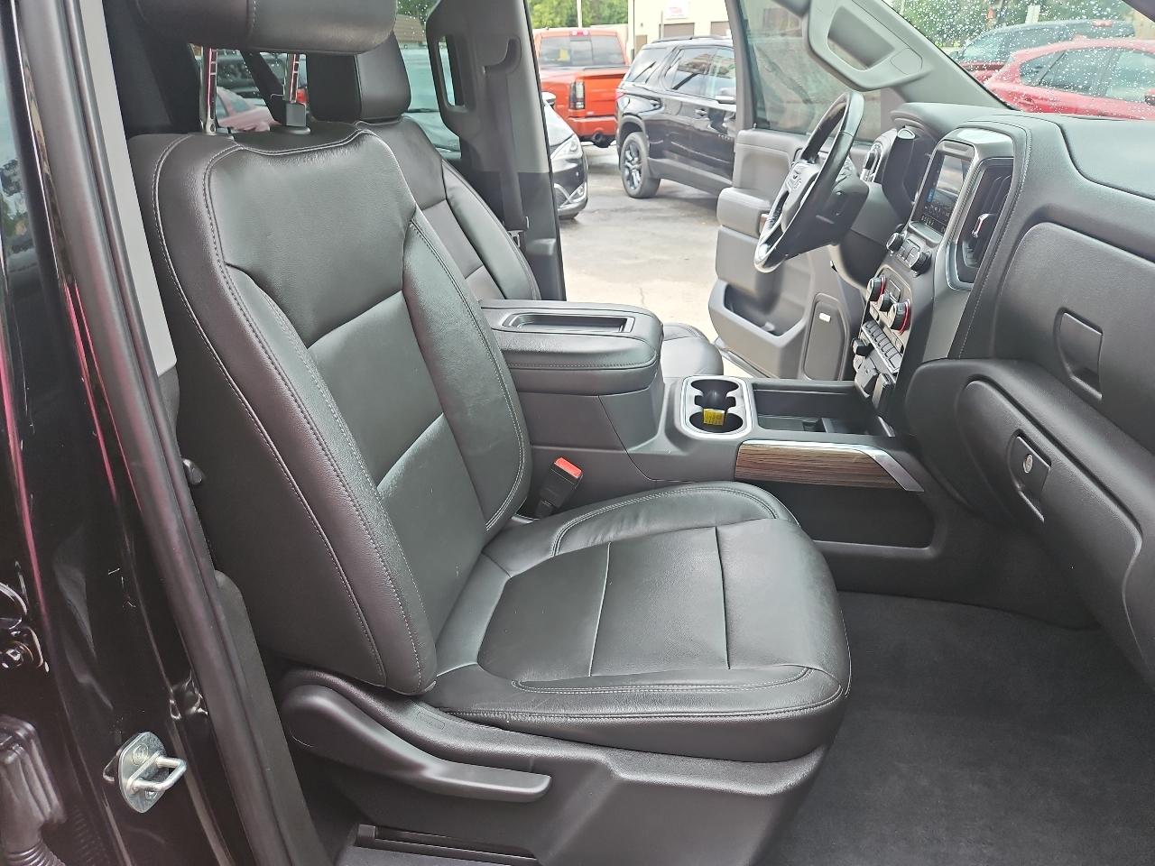 Chevrolet Silverado 1500 4WD Crew Cab 147" RST 2020