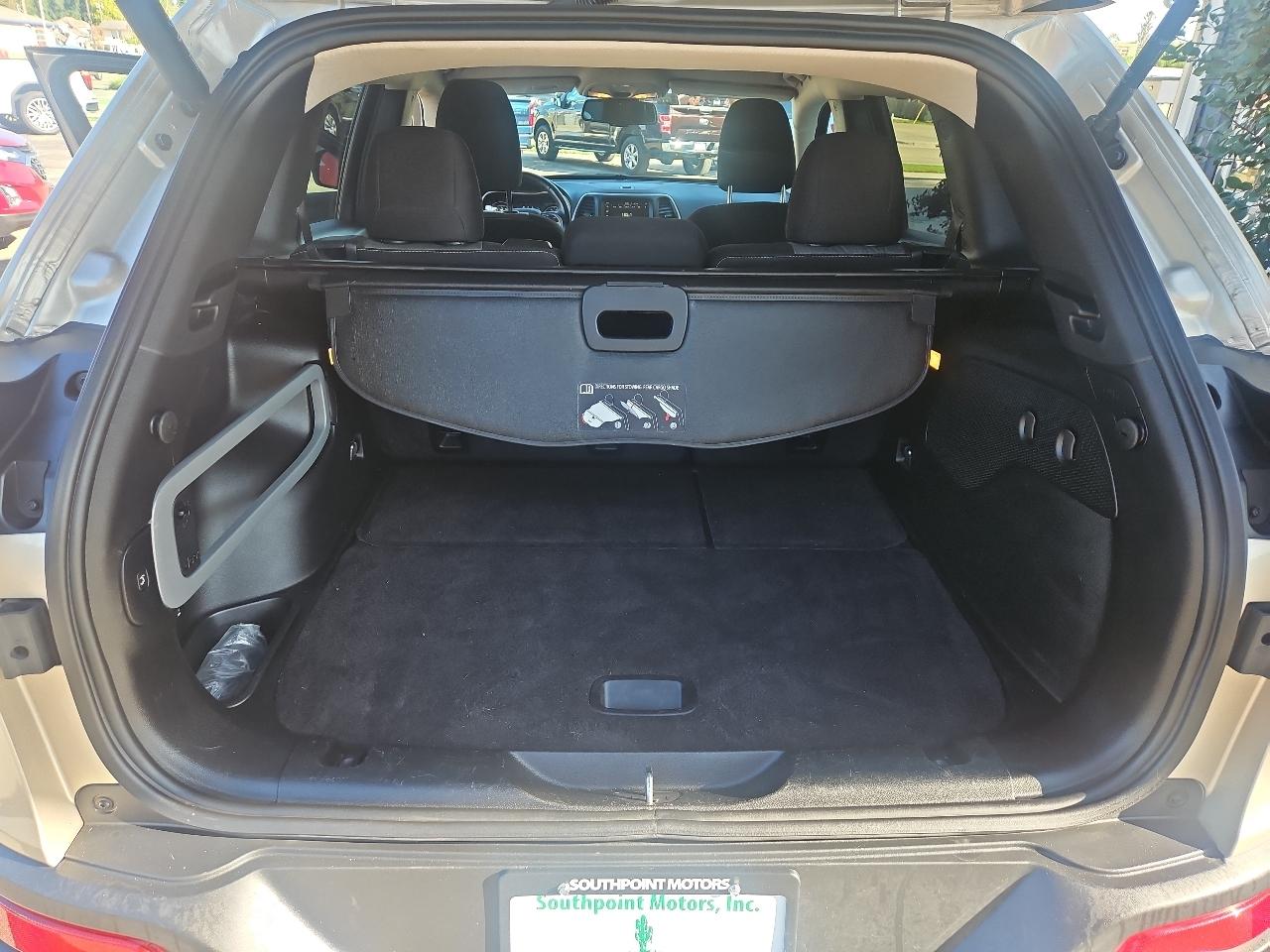Jeep Cherokee 4WD 4dr Latitude 2014